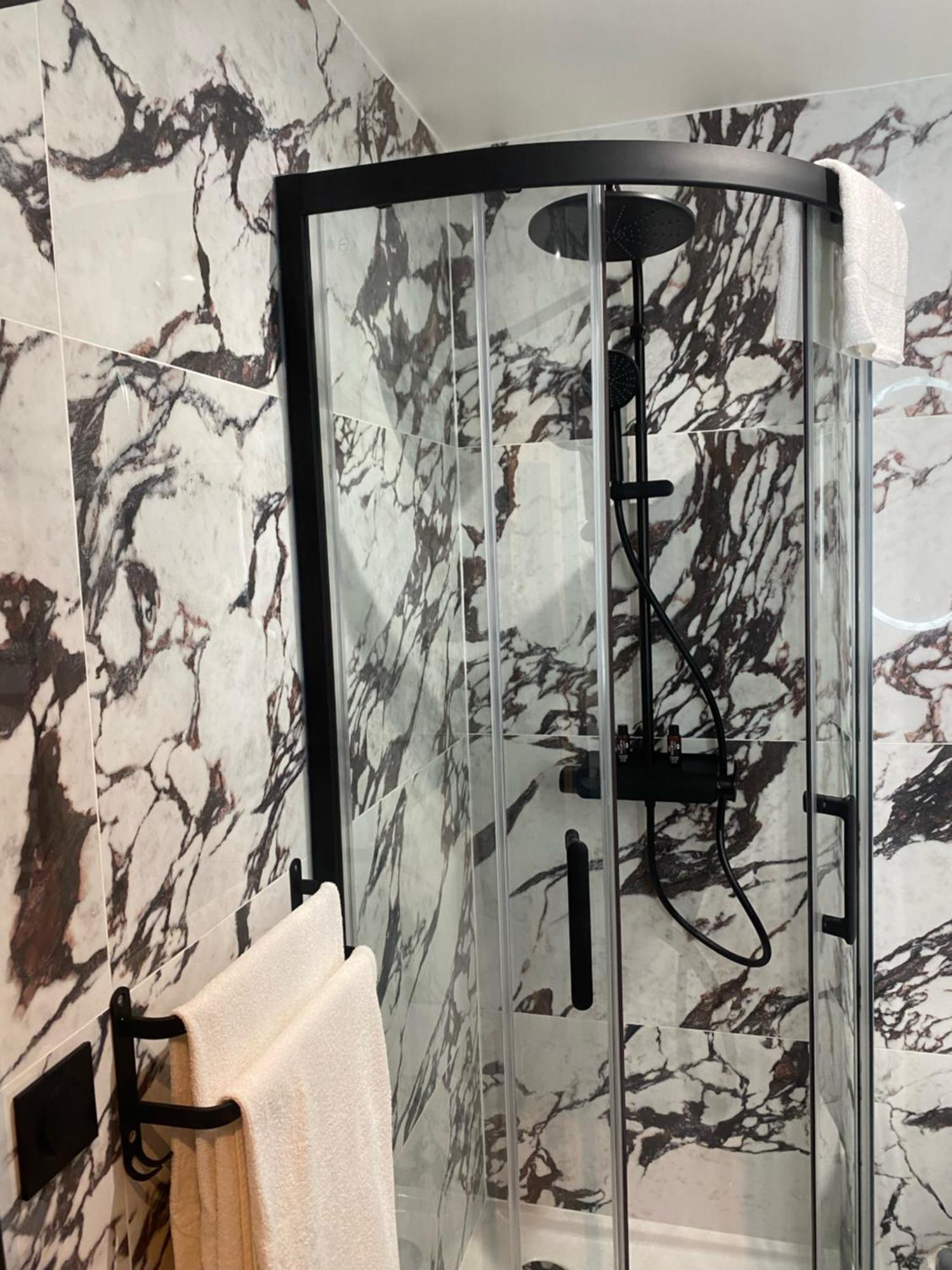 Richelieu, Centre-ville, Perret Hotel 2*