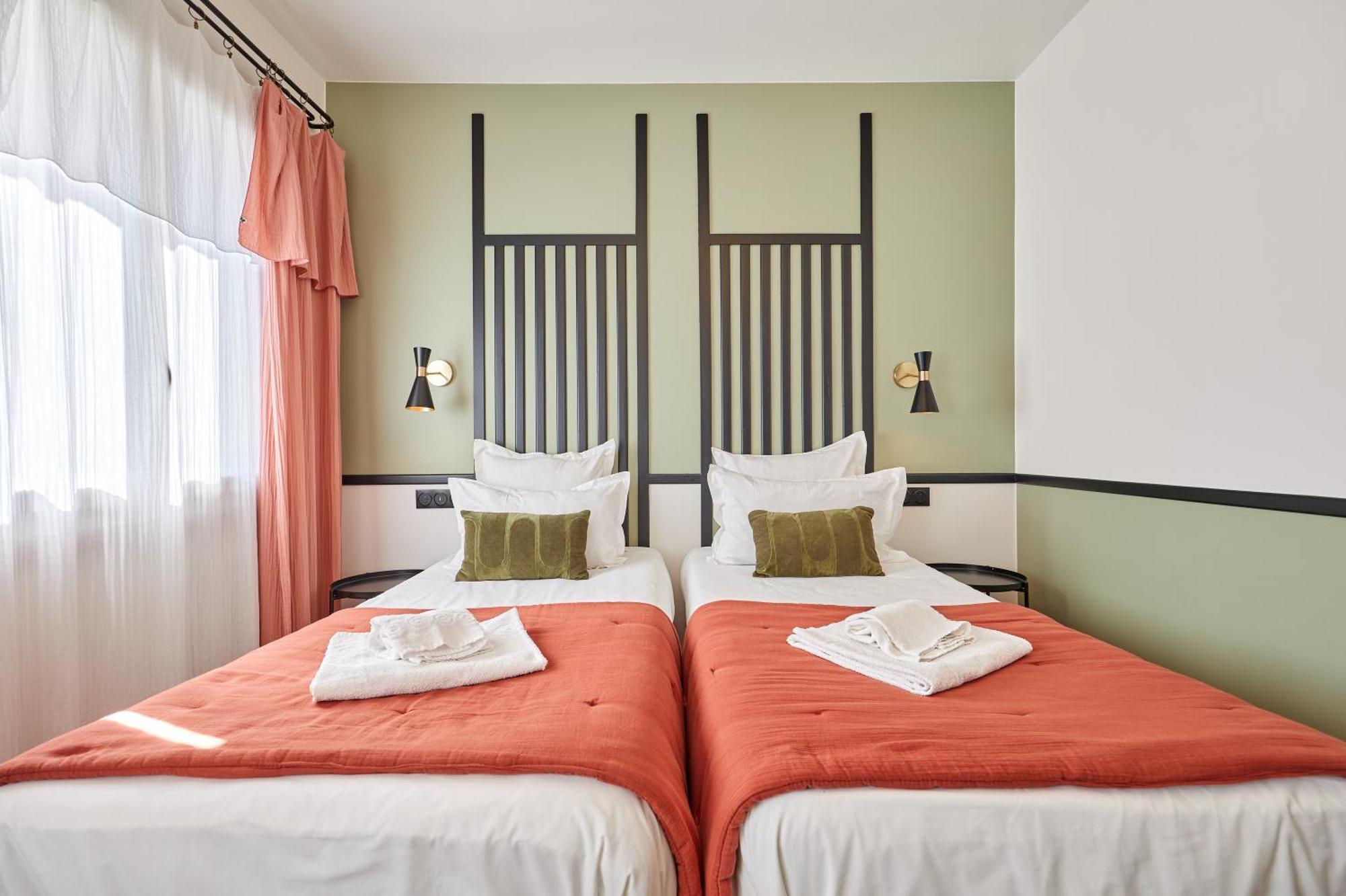Richelieu, Centre-ville, Perret Hotel 2*